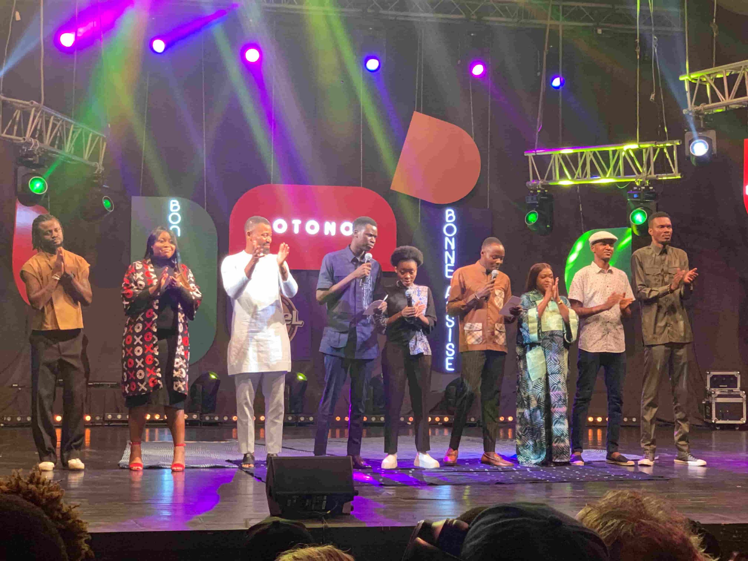 « Bon spectacle » à Cotonou : L’humour panafricain comme miroir social ...